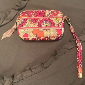 NWOT Vera Bradley wristlet wallet / tech case